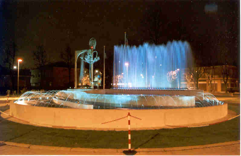 fontana Onu (notte5)